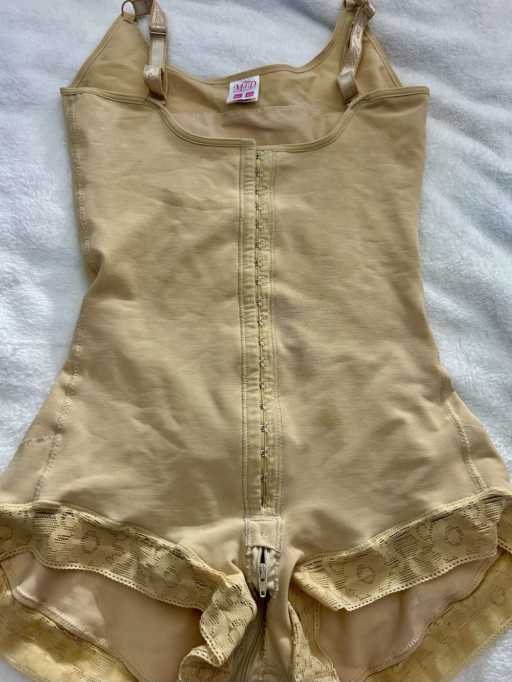 Fajas M & D Women's Nude Shapewear Bodysuit with Front Hook Closure Sz XL